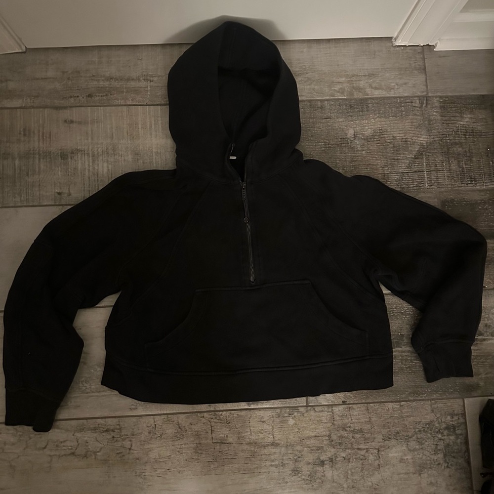 lululemon Black Scuba